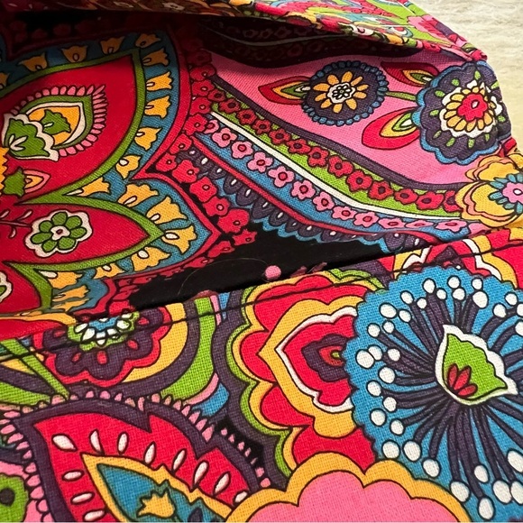 VERA BRADLEY Symphony In Hue 2009 Checkbook Cover Black Red Paisley Y2K Green - Picture 10 of 12